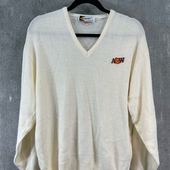 VINTAGE 1960’s A&W EMPLOYE SWEATER - Picture 1 of 6